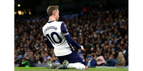 James Maddison marcou dois golos na partida contra o Manchester City James Maddison marcou dois golos na partida contra o Manchester City